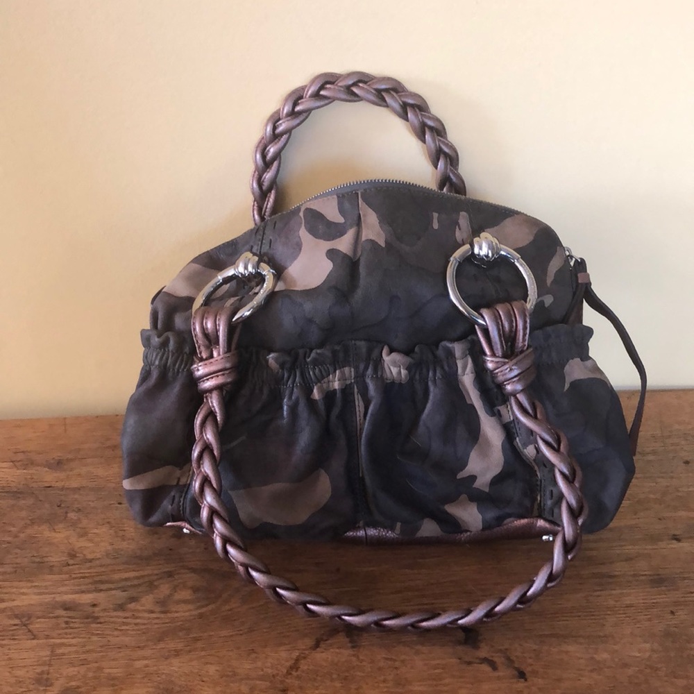 B Makowski Camo Purse